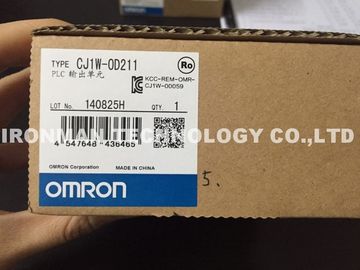 Omron CJ1W-OD211 ยูนิตโมดูลหน่วยควบคุมแบบลอจิกที่ตั้งโปรแกรมได้